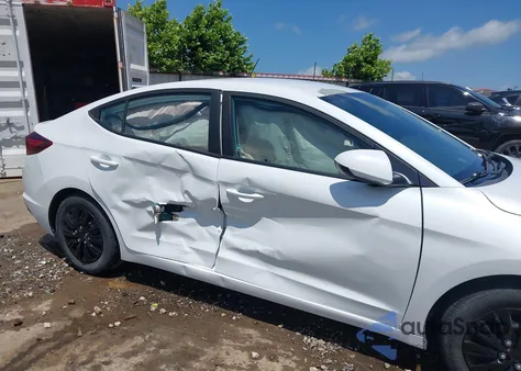 2019 Hyundai Elantra Se z USA, uszkodzony, nr VIN 5NPD74LFXKH492434